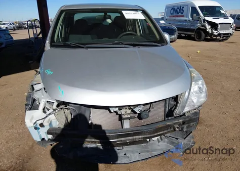 2011 Nissan Versa 1.8S z USA, uszkodzony, nr VIN 3N1BC1AP4BL360379